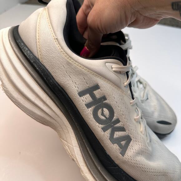 Hoka Bondi 8 White Black Sneakers main image 5